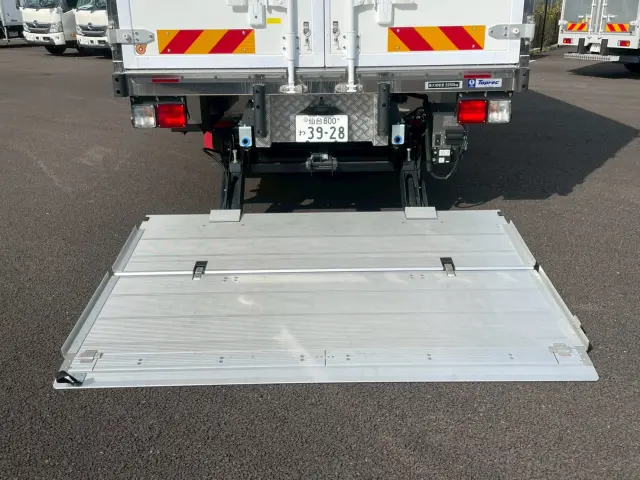 日野 レンジャー 2KG-FD2ABG(2WD)の写真9