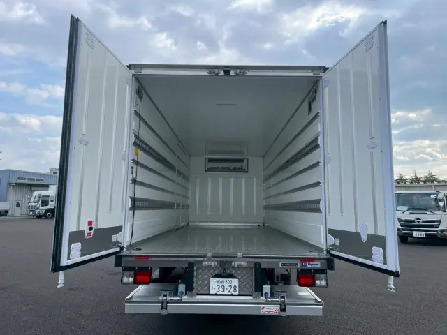 日野 レンジャー 2KG-FD2ABG(2WD)の写真11