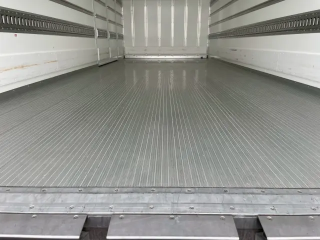 日野 レンジャー 2KG-FD2ABG(2WD)の写真13