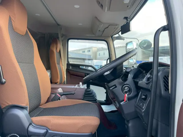 日野 レンジャー 2KG-FD2ABG(2WD)の写真26