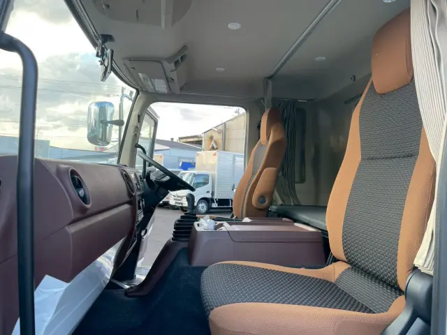 日野 レンジャー 2KG-FD2ABG(2WD)の写真27