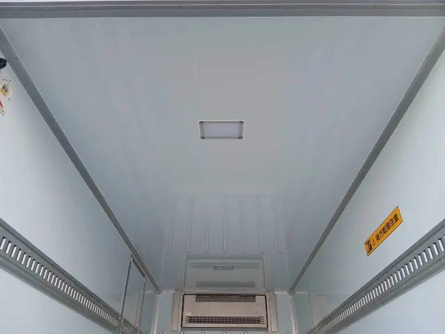 日野 デュトロ 2KG-XZU712M(2WD)の写真13