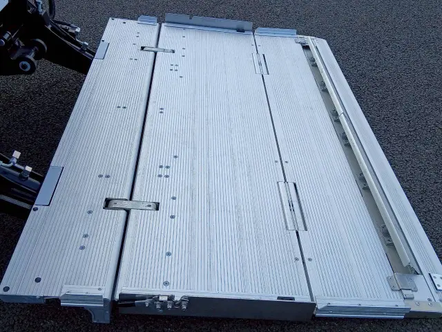 日野 デュトロ 2KG-XZU712M(2WD)の写真20