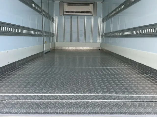 日野 デュトロ 2KG-XZU712M(2WD)の写真12