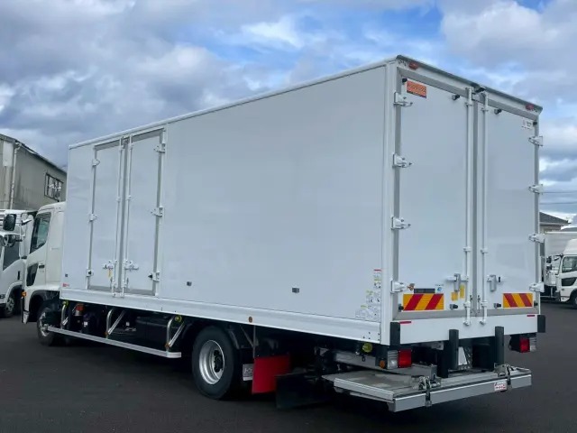 日野 レンジャー 2KG-FD2ABG(2WD)の写真6