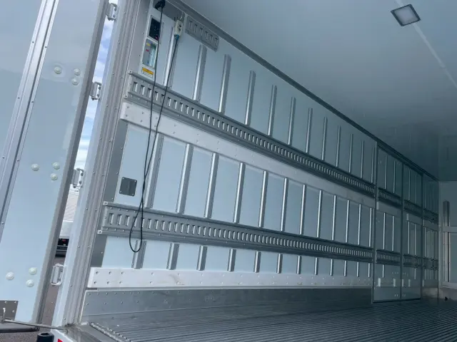 日野 レンジャー 2KG-FD2ABG(2WD)の写真10