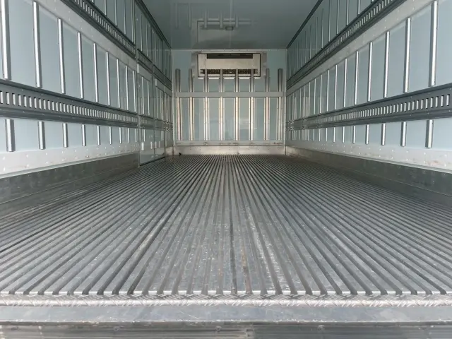 日野 レンジャー 2KG-FD2ABG(2WD)の写真11