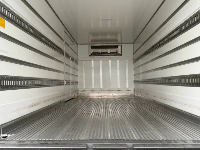 日野 レンジャー 2KG-FD2ABG(2WD)の写真12