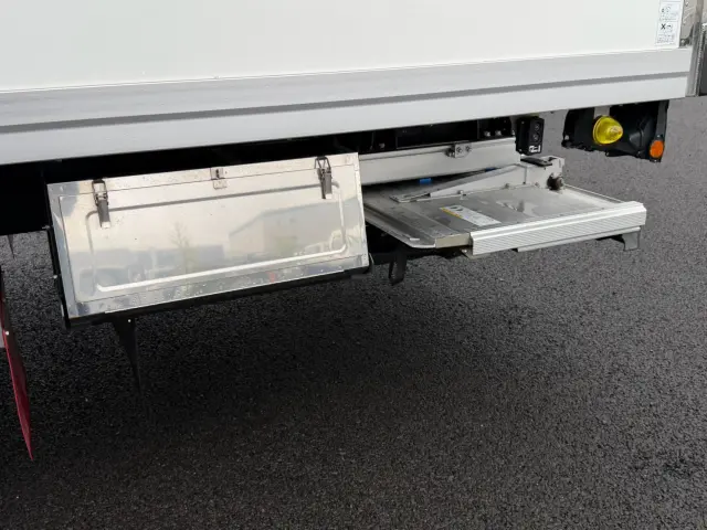 日野 レンジャー 2KG-FD2ABG(2WD)の写真22