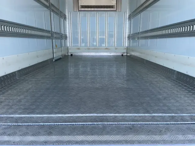 日野 デュトロ 2KG-XZU712M(2WD)の写真12