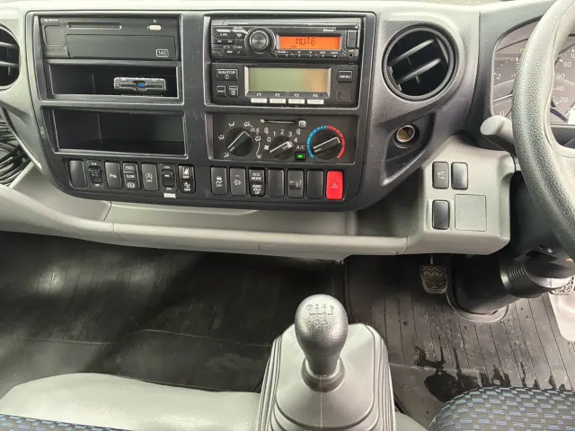日野 デュトロ 2KG-XZU712M(2WD)の写真30