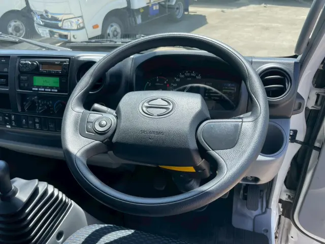 日野 デュトロ 2KG-XZU712M(2WD)の写真31
