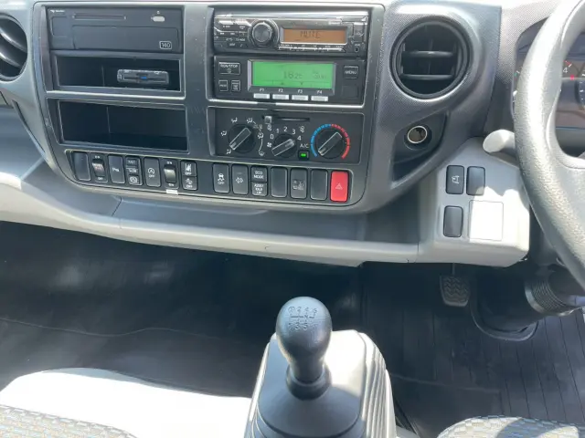 日野 デュトロ 2KG-XZU712M(2WD)の写真32