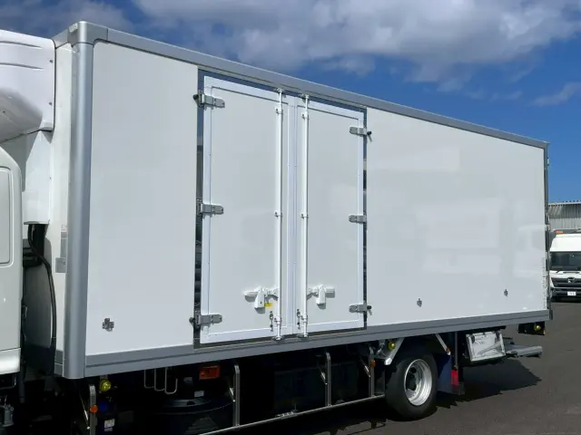 日野 レンジャー 2KG-FD2ABG(2WD)の写真7