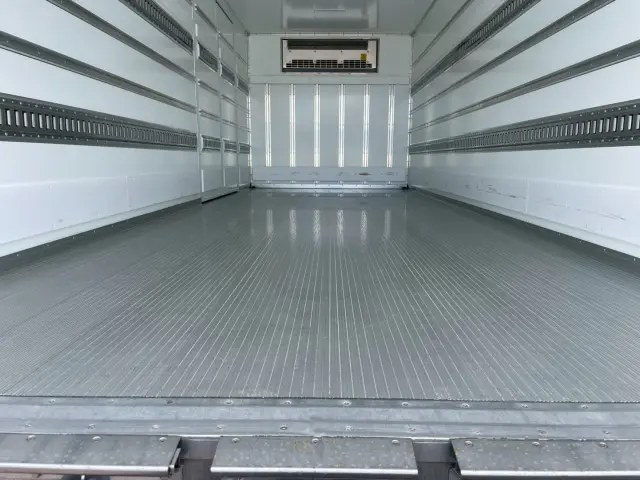 日野 レンジャー 2KG-FD2ABG(2WD)の写真11