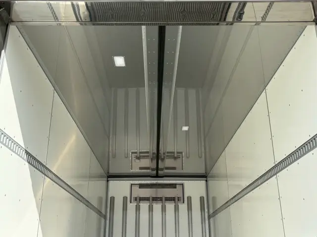 日野 レンジャー 2KG-FD2ABA(未入力/関係無)の写真12