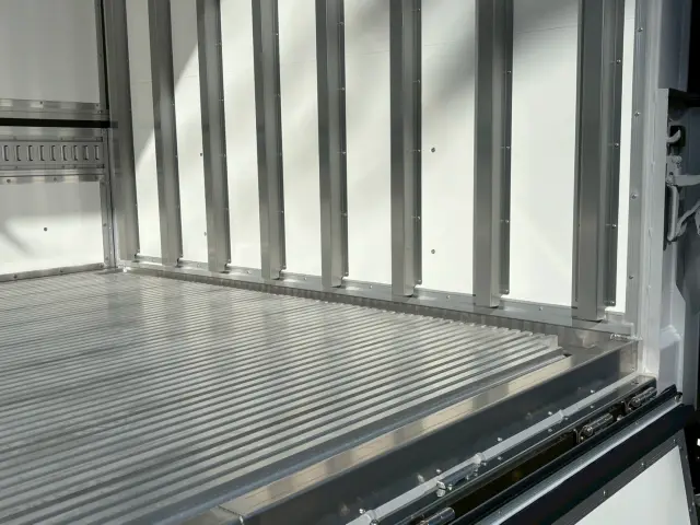 日野 レンジャー 2KG-FD2ABA(未入力/関係無)の写真17