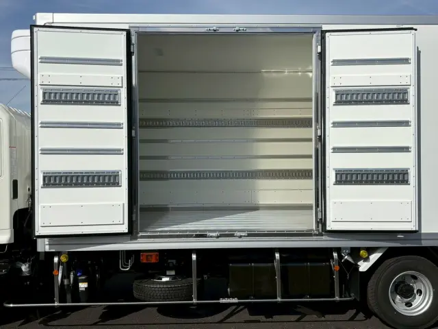 日野 レンジャー 2KG-FD2ABG(2WD)の写真21