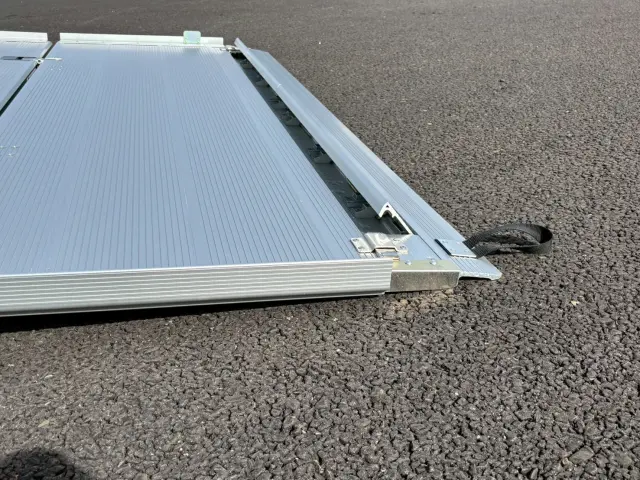 日野 レンジャー 2KG-FD2ABG(2WD)の写真16