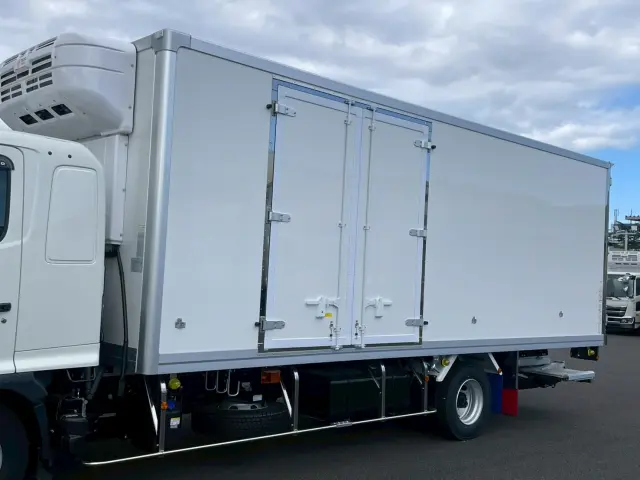 日野 レンジャー 2KG-FD2ABG(2WD)の写真7