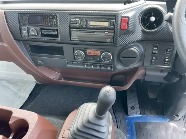 日野 レンジャー 2KG-FD2ABG(2WD)の写真28