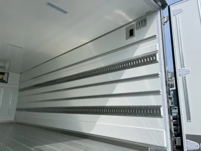 日野 レンジャー 2KG-FD2ABG(2WD)の写真13