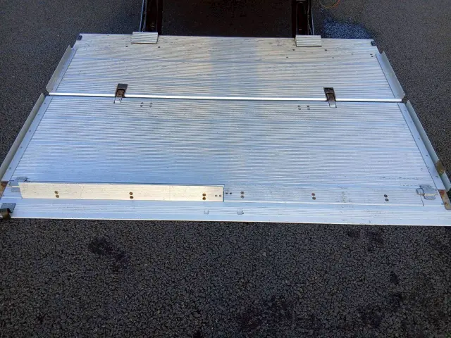 日野 レンジャー 2KG-FD2ABG(2WD)の写真19