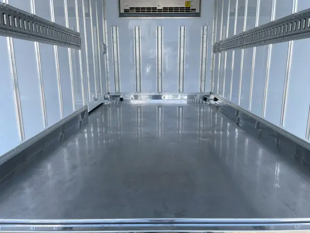 日野 デュトロ 2KG-XZU605M(2WD)の写真12