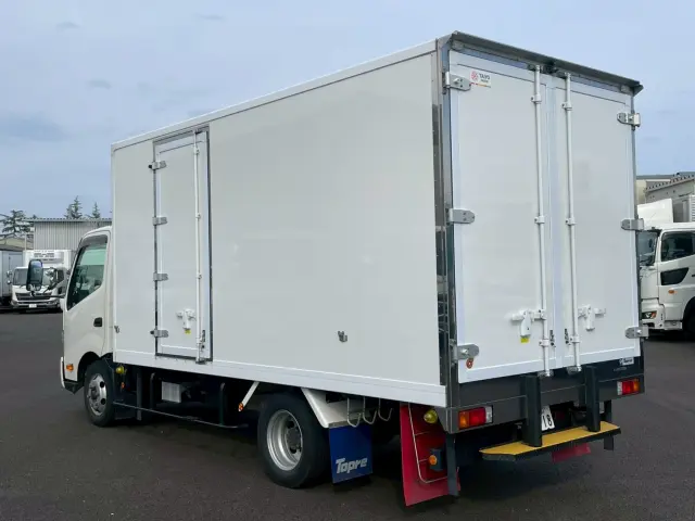 日野 デュトロ 2RG-XZU712M(2WD)の写真6