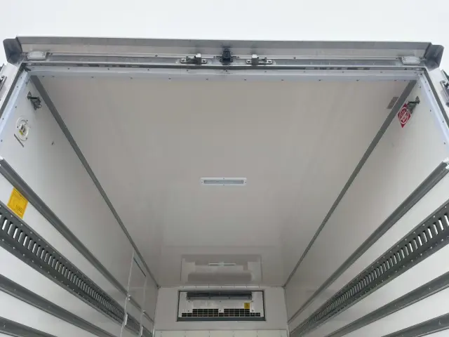 日野 デュトロ 2RG-XZU712M(2WD)の写真13