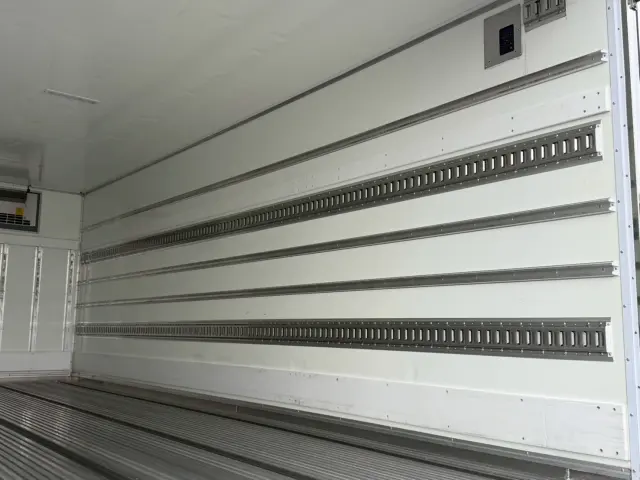 日野 レンジャー 2KG-FD2ABG(2WD)の写真12