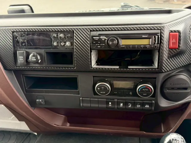 日野 レンジャー 2KG-FD2ABG(2WD)の写真43