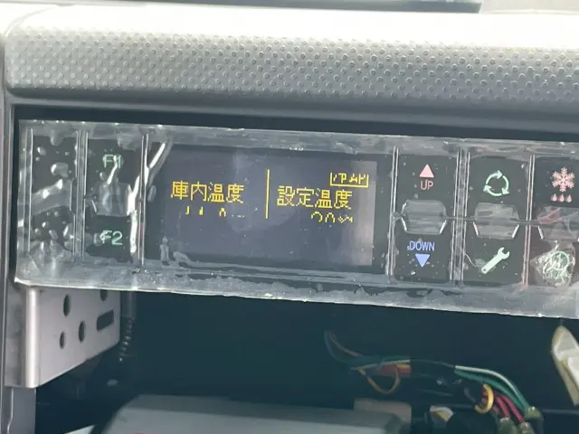 いすゞ エルフ 2RG-NLR88AN(2WD)の写真34