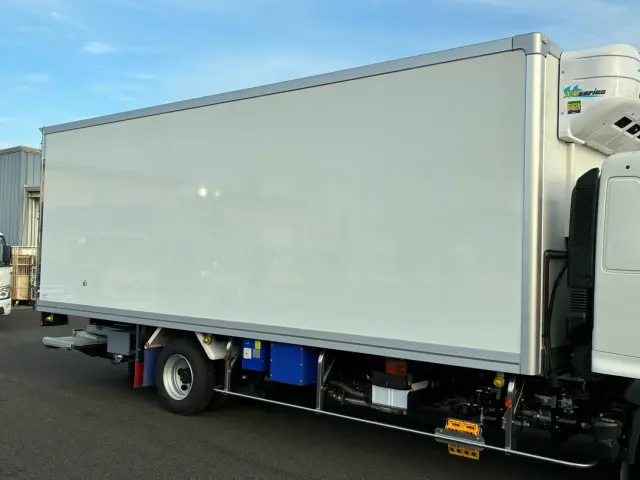 日野 レンジャー 2KG-FD2ABG(2WD)の写真9