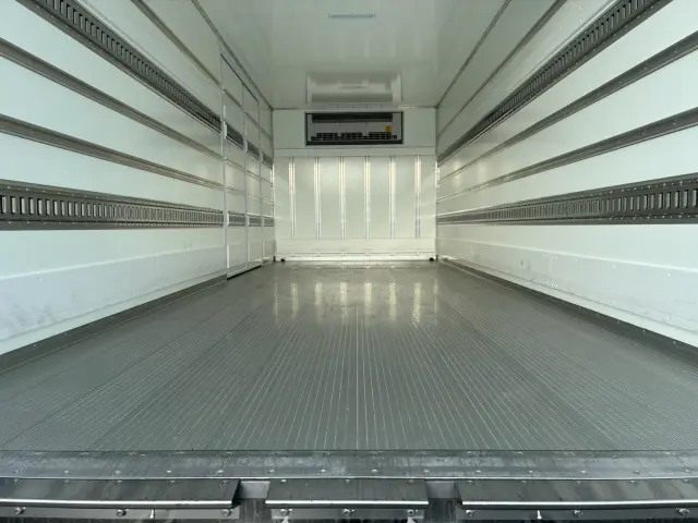 日野 レンジャー 2KG-FD2ABG(2WD)の写真12