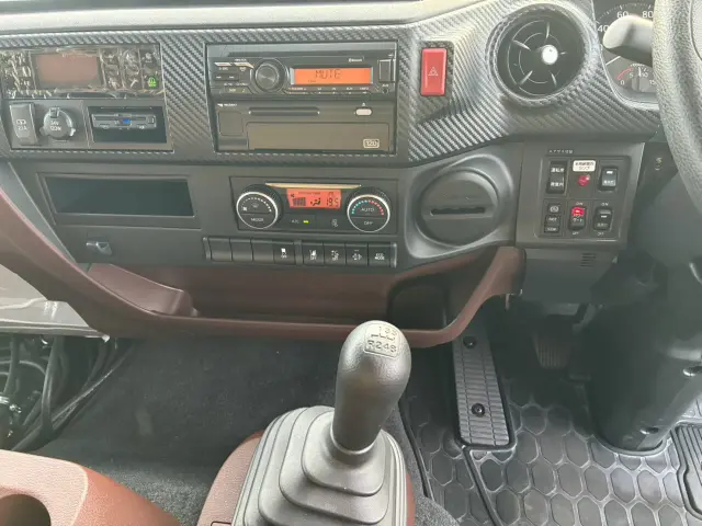 日野 レンジャー 2KG-FD2ABG(2WD)の写真30