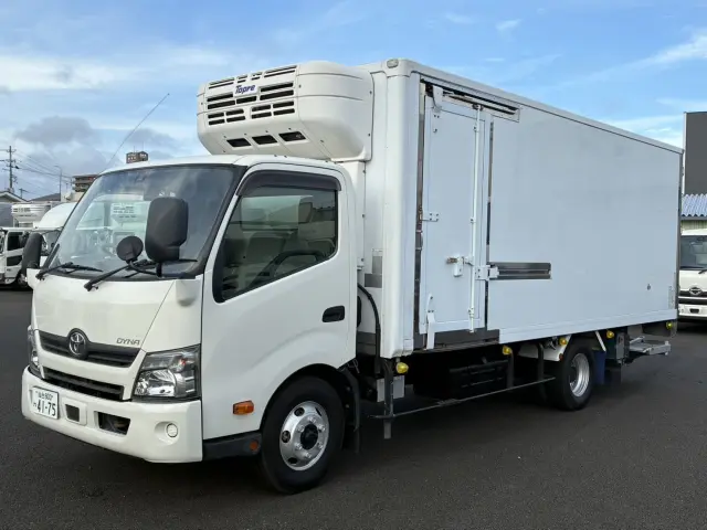 トヨタ ダイナ 2KG-XZU720(2WD)の写真1