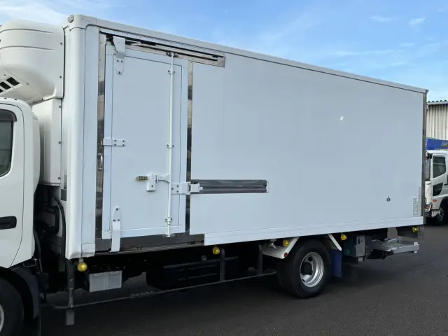 トヨタ ダイナ 2KG-XZU720(2WD)の写真7