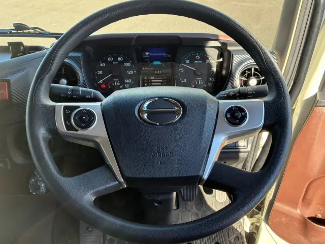 日野 レンジャー 2KG-FD2ABG(2WD)の写真29
