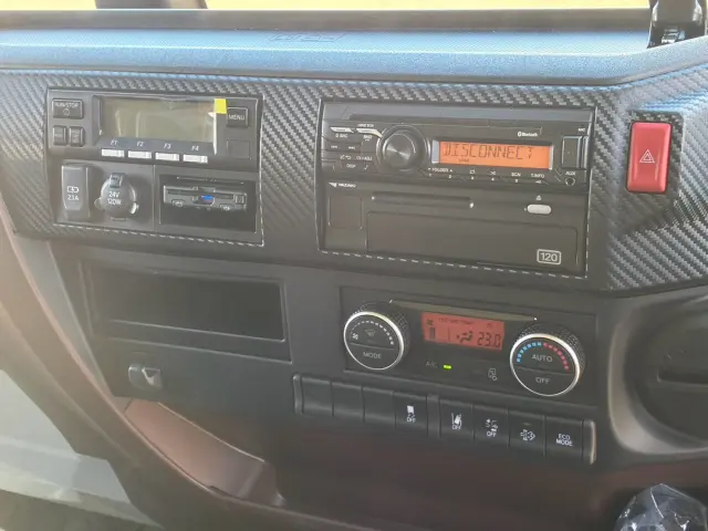日野 レンジャー 2KG-FD2ABG(2WD)の写真31