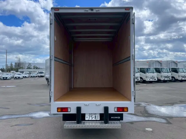 日野 デュトロ 2KG-XZU605M(2WD)の写真9