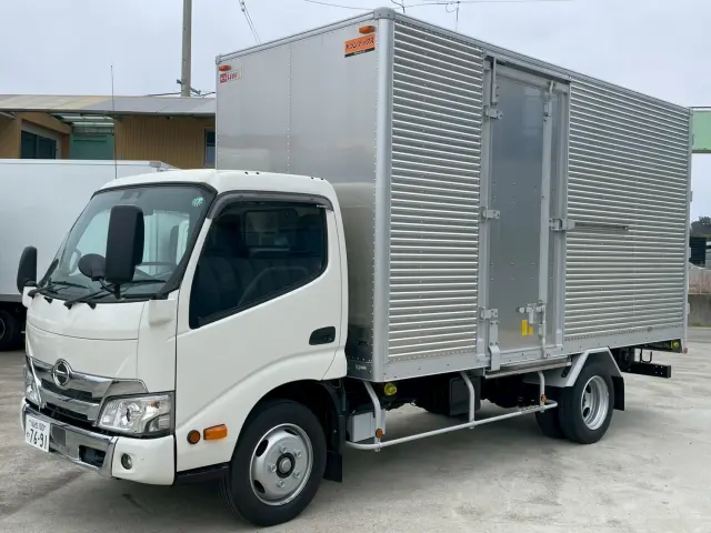 日野 デュトロ 2KG-XZU655M(2WD)の写真1