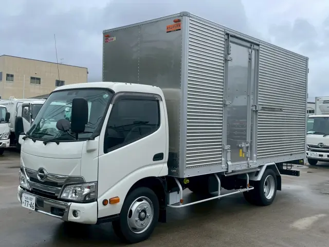 日野 デュトロ 2KG-XZU655M(2WD)の写真1