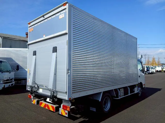 日野 デュトロ 2KG-XZU712M(2WD)の写真4