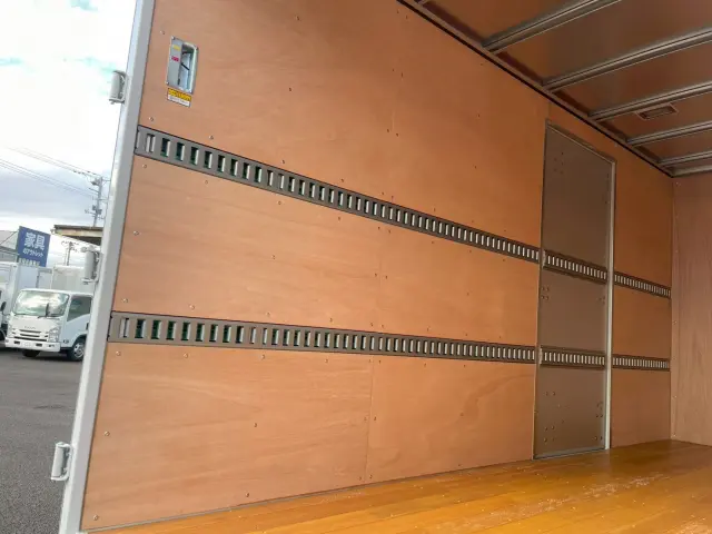 日野 デュトロ 2KG-XZU655M(2WD)の写真10