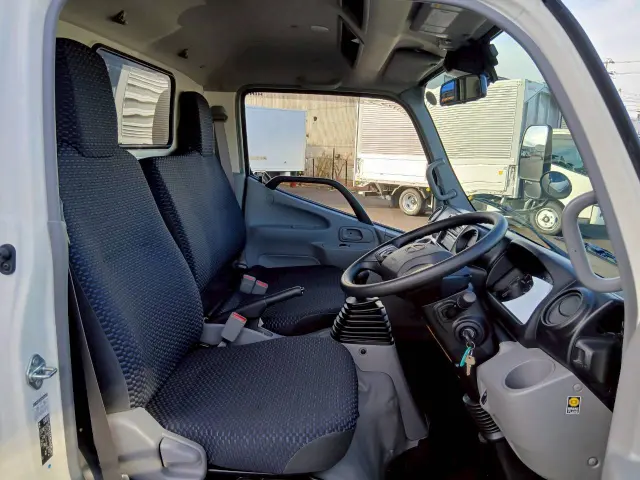 日野 デュトロ 2KG-XZU655M(2WD)の写真31