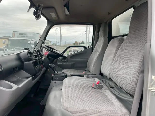 日野 デュトロ TPG-XZU605M(2WD)の写真37