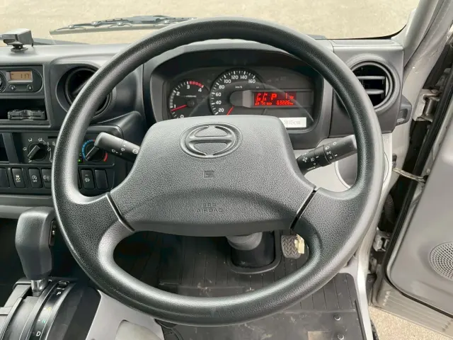 日野 デュトロ TPG-XZU605M(2WD)の写真38