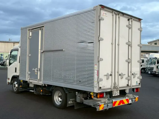 いすゞ エルフ 2RG-NPR88AN(2WD)の写真6