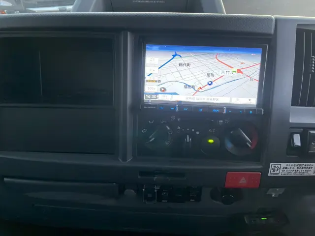 いすゞ エルフ 2RG-NPR88AN(2WD)の写真37